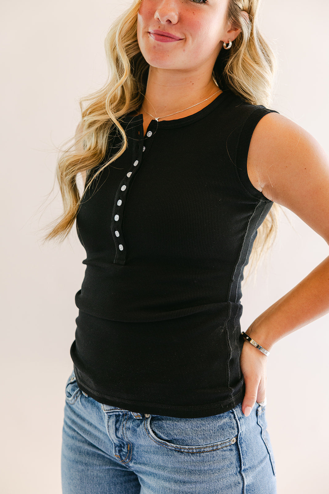 BACKORDER Black Notion Tank