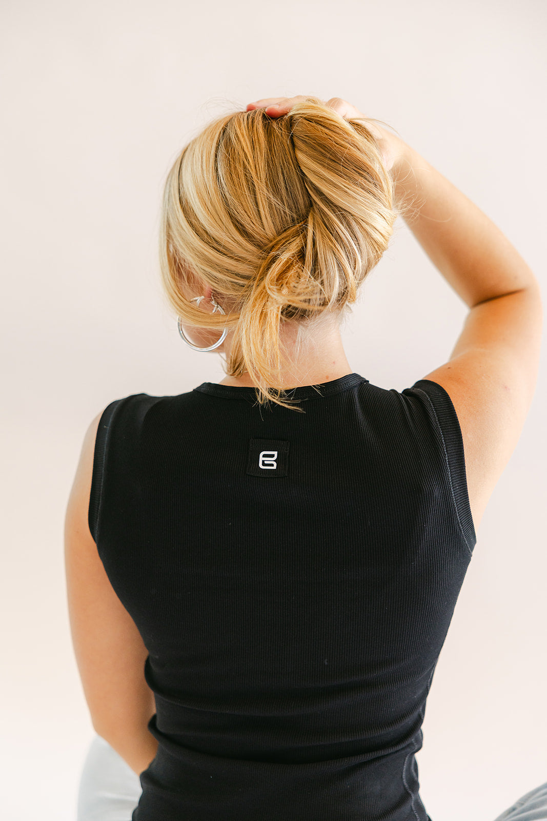 BACKORDER Black Notion Tank