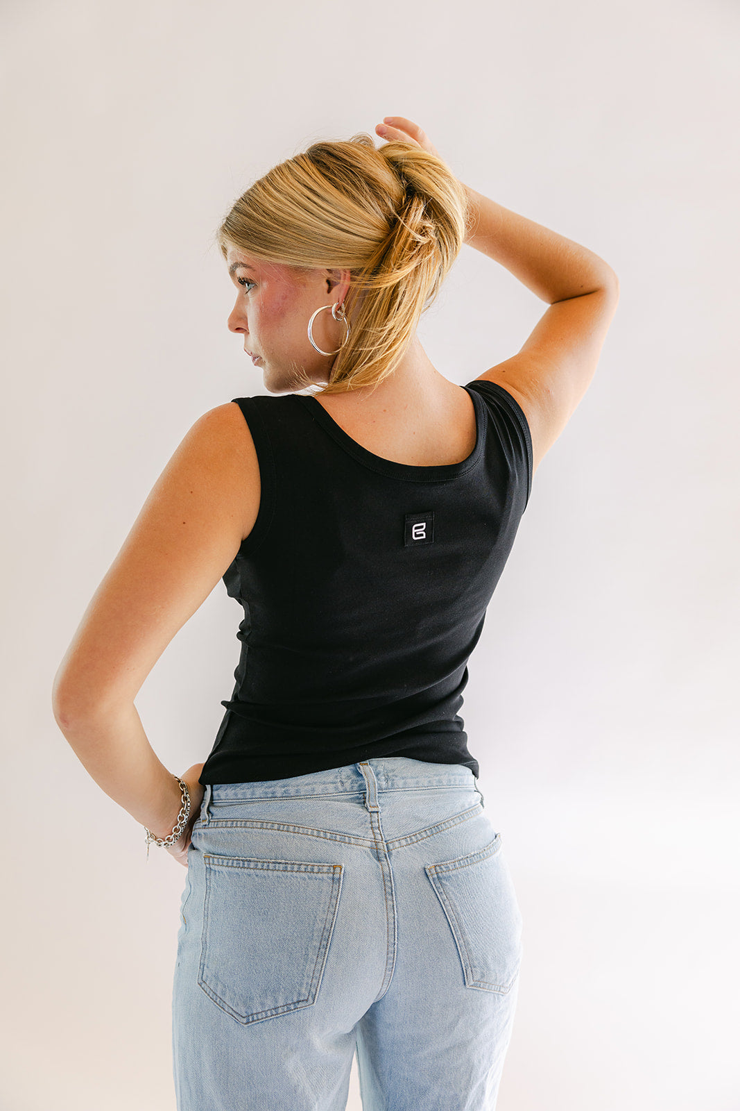 Black Concept Tank