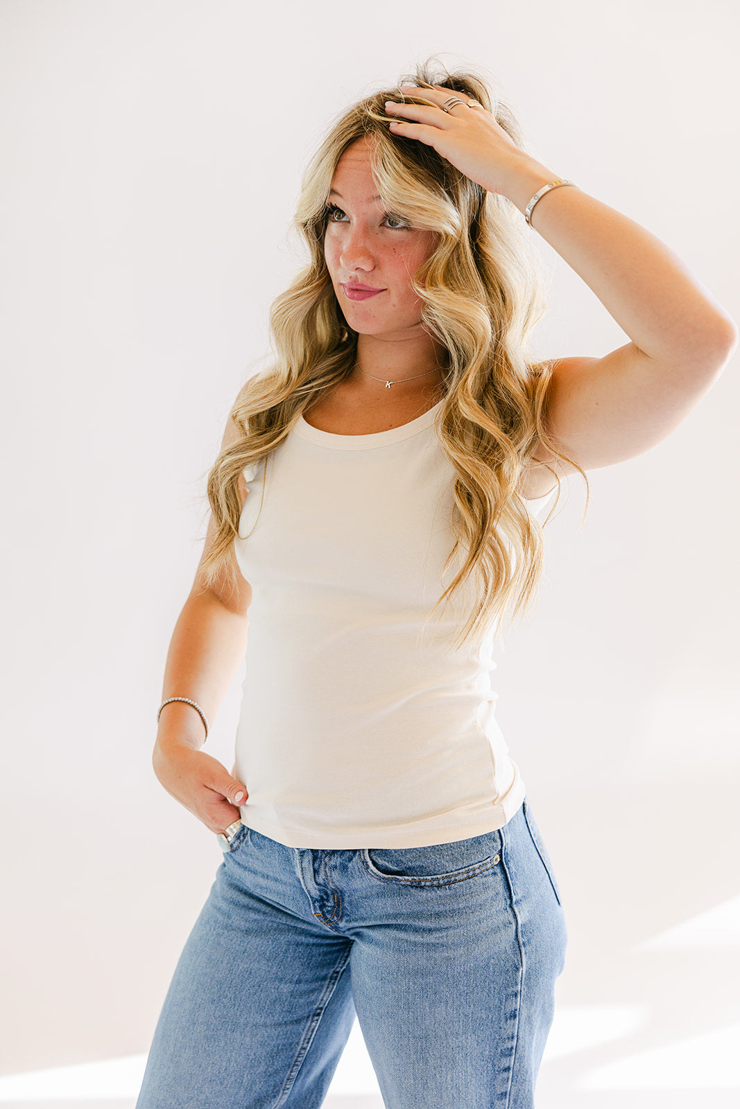Cream Concept Tank
