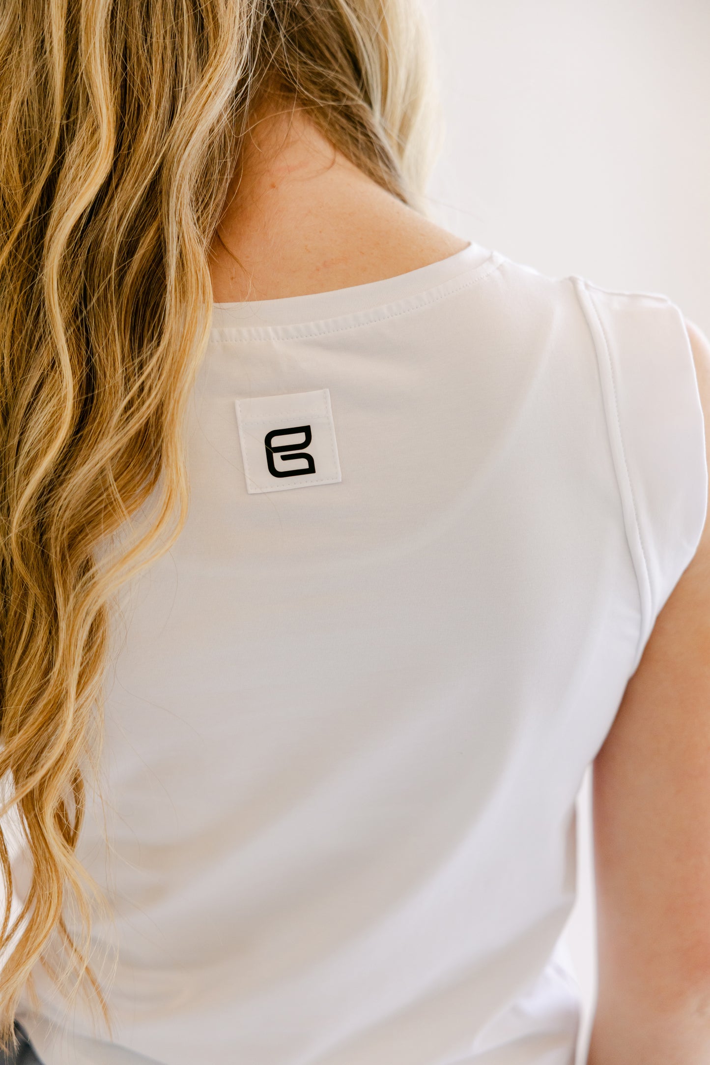White Essential Tank